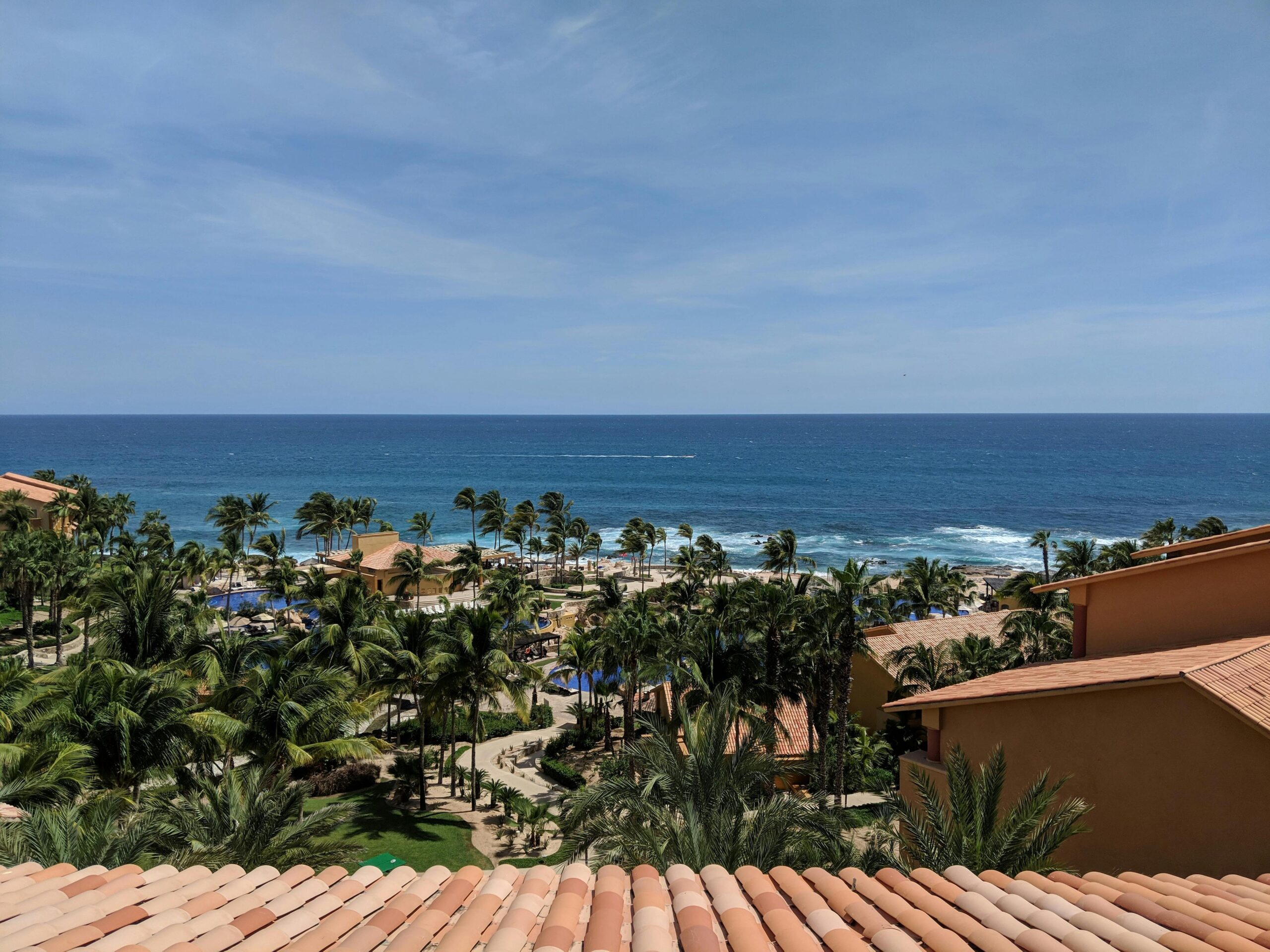 Captivating view of a tropical paradise in Baja California Sur, Mexico.